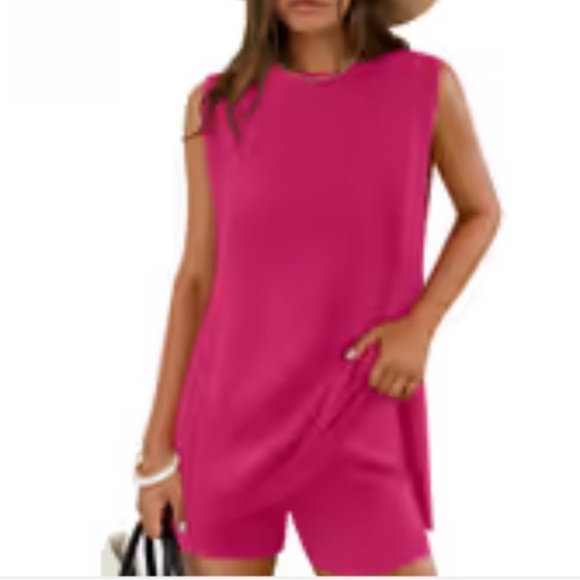 Zesica Other - Zesica Textured Knit Set Hot Pink Shorts Sleeveless Top M